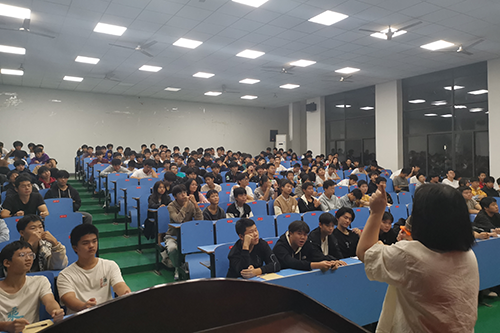 团体疏导“心”减压——中国·MK体育（恩波利）官方网站团委举办新生心理健康团辅活动