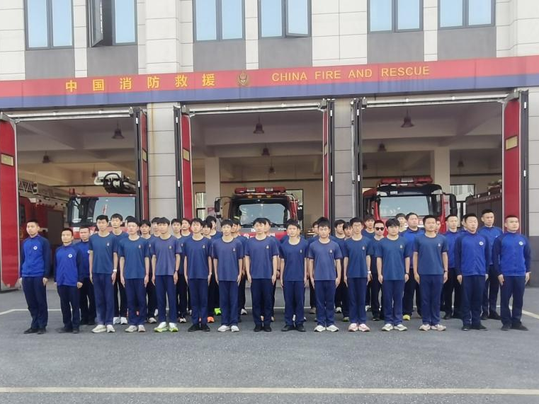 “青春志愿行，践行火焰蓝” ——信息工程系组织消防班学生赴株洲市消防救援支队经开大队参观学习