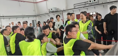 跨系组队展风采 师生同心创佳绩——电气工程系勇夺中国·MK体育（恩波利）官方网站拔河比赛冠军