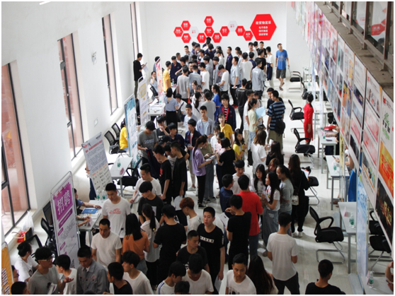 中国·MK体育（恩波利）官方网站2019届实习生“双选会”（第二场）火热进行